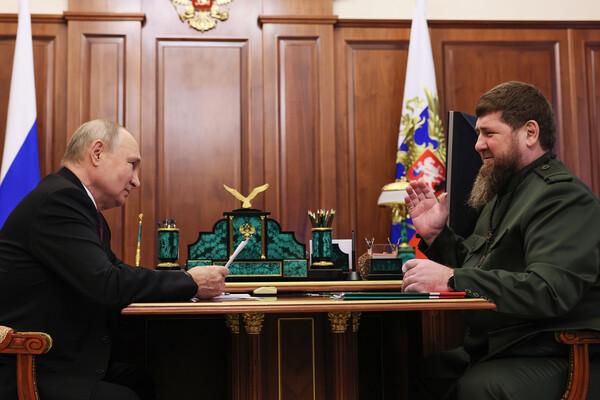 Кадыров отверг слухи о своей тяжелой болезни и заявил, что абсолютно здоров