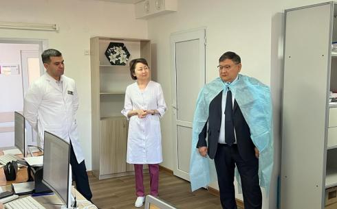 Главный ревматолог минздрава посетил Областную клиническую больницу Караганды