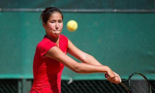 Казахстанская теннисистка оформила «баранку» и стала чемпионкой турнира во Франции