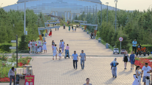 В 240 тысячах казахстанских семей работают больше одного человека