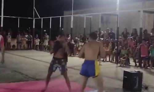 Боксер упал в глубокий нокаут и умер в Бразилии. Видео