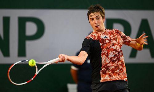 Желающий выступать за Казахстан российский теннисист совершил сенсацию на турнире в Базеле