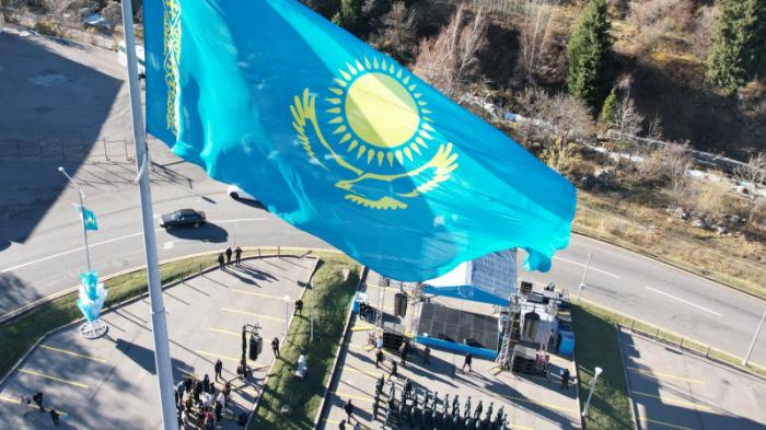В честь Дня Республики в Алматы состоялась церемония поднятия государственного флага
                25 октября 2023, 14:03