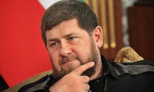 «Ты сумасшедший». Рамзан Кадыров отреагировал на грозное послание Хамзата Чимаева