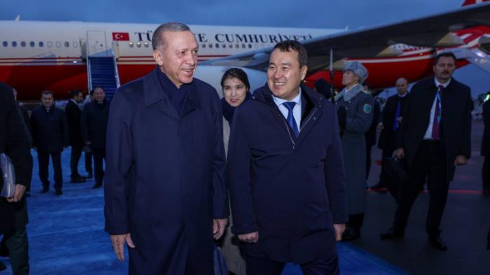 Президент Турции Эрдоган прилетел в Астану
                02 ноября 2023, 18:00