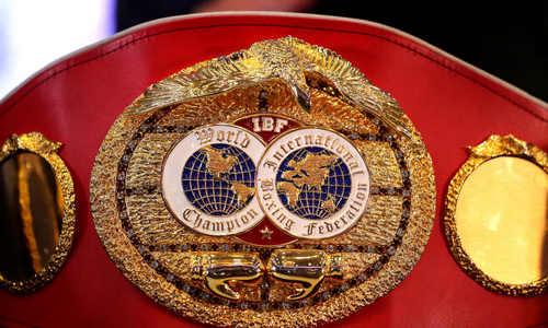 Казахстанскому боксеру предрекли победу над чемпионом мира с рекордом 17-0