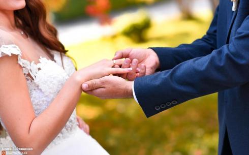 Число браков уменьшилось в Карагандинской области
