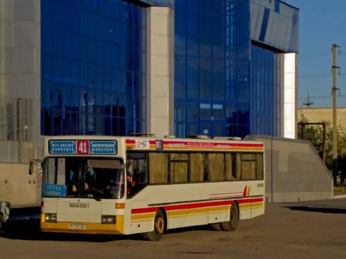 Карагандинца арестовали на 10 суток за мастурбацию в автобусе