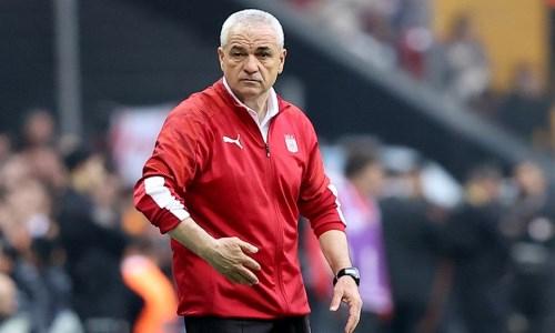 «Бешикташ» Зайнутдинова официально назначил третьего тренера за два месяца