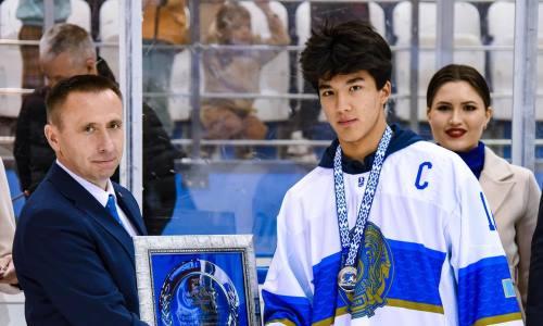 Казахстанский хоккеист признан лучшим нападающим международного турнира