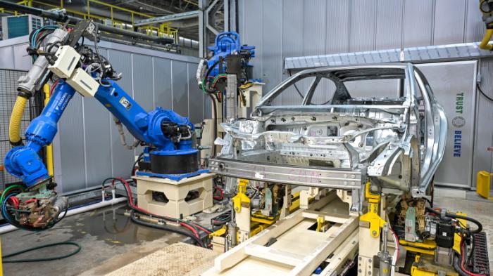Новые роботы появились на автомобильном заводе Allur в Костанае
                13 ноября 2023, 20:25