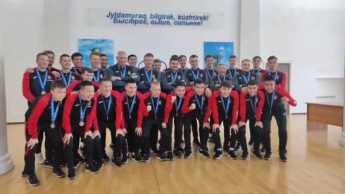 Карагандинская молодежная команда ФК «Шахтер» стала бронзовым призером чемпионата Казахстана