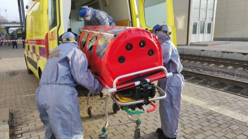 «Выявлен пациент с особо опасной инфекцией»: в Караганде провели учения на ЖД вокзале