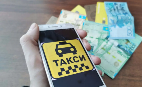 Приложения для заказа такси возьмут под контроль в Казахстане