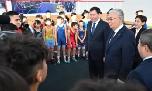 «У футбола большое будущее». Президент Казахстана прибыл в Актюбинскую область