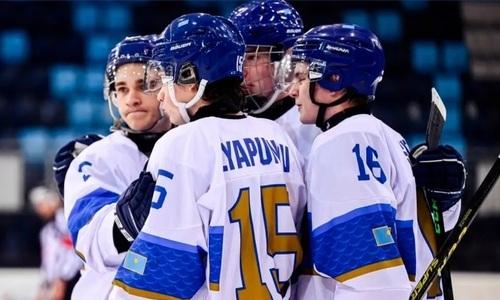 Казахстан представил окончательный состав на молодежный ЧМ-2023 по хоккею