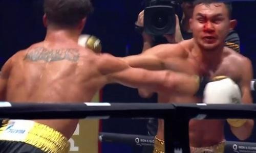 Боксер из Казахстана устроил кровавую зарубу с сыном многократного чемпиона мира
