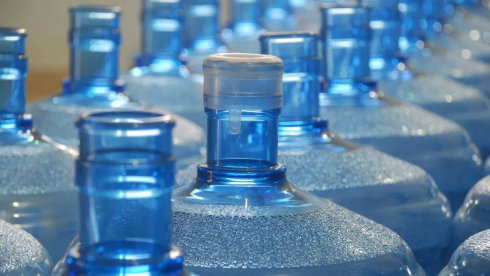 Спрос на бутилированную воду растет в Казахстане