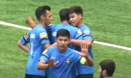 В Казахстане второй футбольный клуб решил пойти на понижение