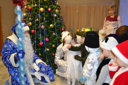 Руководство командования «Орталык» устроило новогодний утренник для воспитанников дома ребенка «Шапагат»