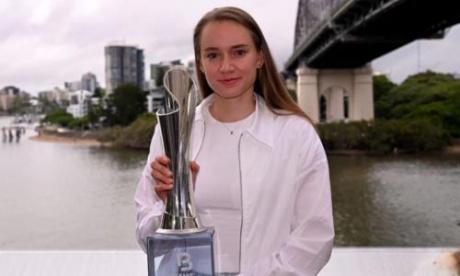 Елена Рыбакина обратилась к казахстанцам после триумфа в Австралии