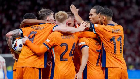 Сборная Нидерландов одержала волевую победу над командой Турции и стала последним полуфиналистом ЕВРО‑2024 по футболу