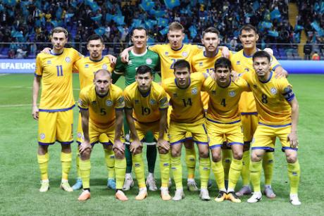 Прямая трансляция матча сборной Казахстана по футболу