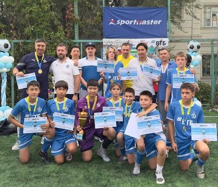 В Алматы открыли новую футбольную школу и провели «Кубок Яшина»