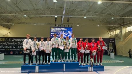 Казахстанские саблисты завоевали золото и два серебра на Кубке мира среди кадетов и юниоров