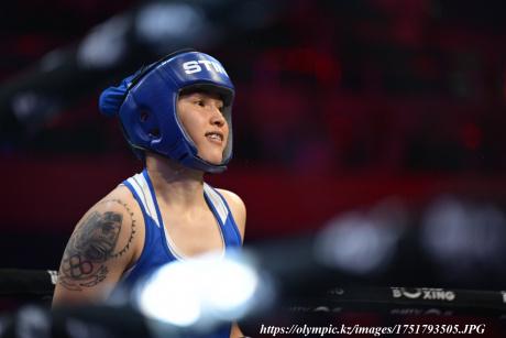 Назым Кызайбай высказалась о своём переходе в профессиональный бокс