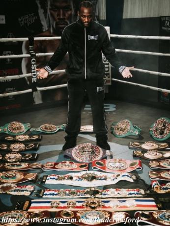 Кроуфорд назвал причину своего ухода