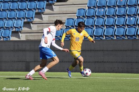 Юношеская сборная U-17 уступила Чехии