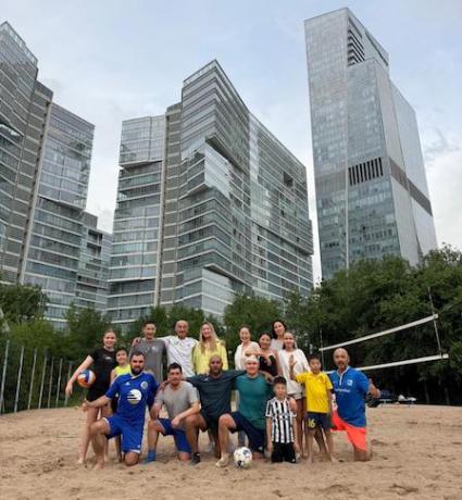 Сезон увлекательной бразильской игры footvolley открыли в Алматы